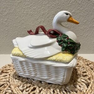 80s Christmas Holiday Goose In Basket Ceramic Cookie‎ Jar Hand Painted VTG Decor